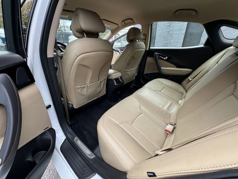 Used 2014 Hyundai Azera Limited image 20