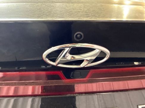 Used 2023 Hyundai Elantra SEL w/ Convenience Package FWD image 14