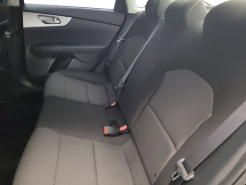 Used 2022 Kia Forte LXS image 18