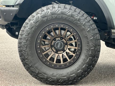 Certified 2022 Ford Bronco Wildtrak AWD/4WD image 27