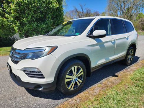 Used 2017 Honda Pilot EX-L image 2