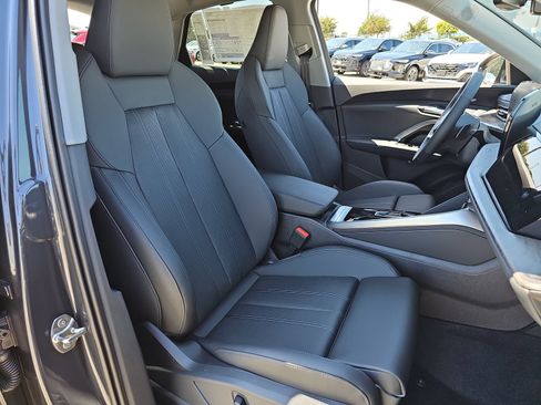 New 2026 Audi Q5 Premium Plus AWD/4WD image 10
