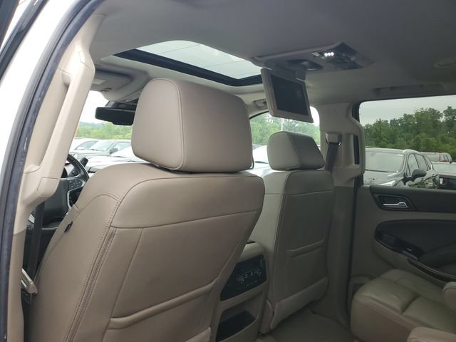 Used 2019 Chevrolet Suburban LT AWD/4WD image 8