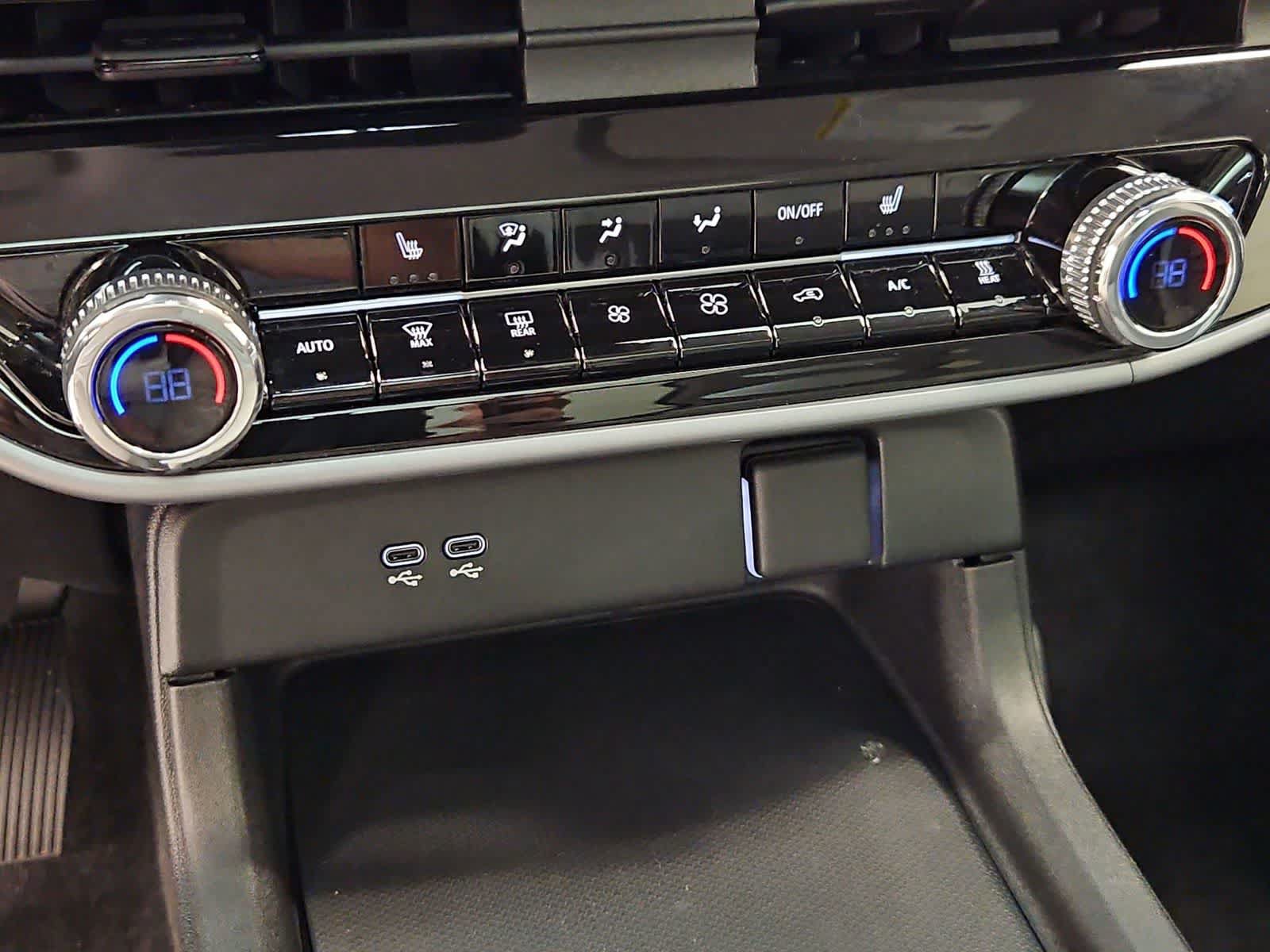 Used 2024 Honda Prologue Touring image 35