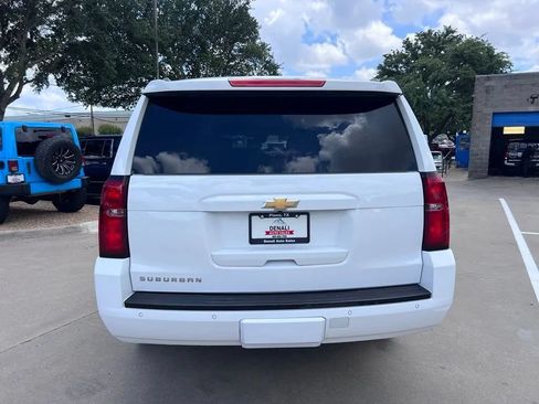 Used 2019 Chevrolet Suburban LT w/ Texas Edition Package RWD image 9