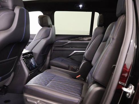 New 2026 Cadillac Escalade IQL Luxury image 30