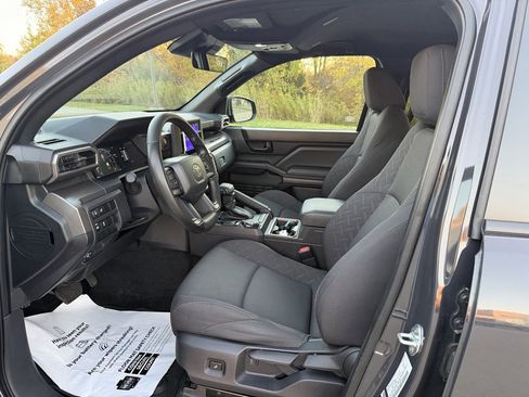 Certified 2024 Toyota Tacoma SR5 image 11