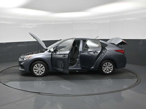 Used 2019 Hyundai Accent SE image 29