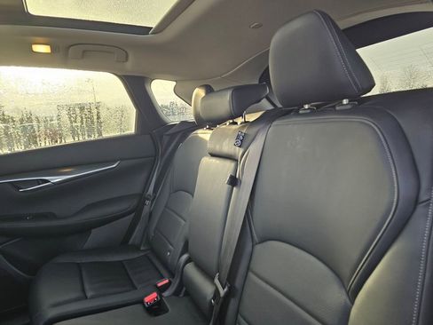 New 2025 INFINITI QX50 Luxe image 19