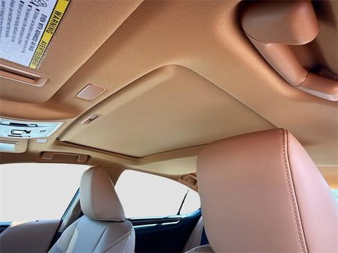 New 2025 Lexus ES 350 w/ Premium Package image 26
