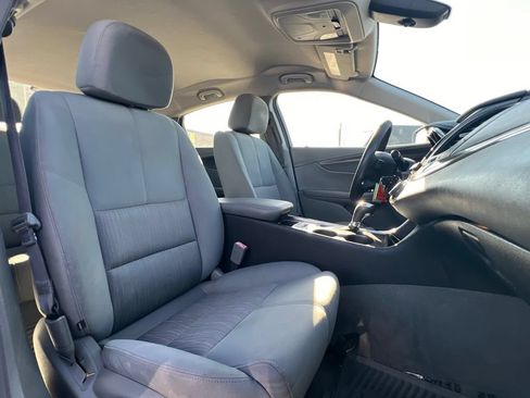 Used 2014 Chevrolet Impala LS FWD image 28