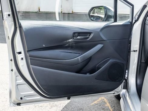 Certified 2025 Toyota Corolla LE FWD image 21