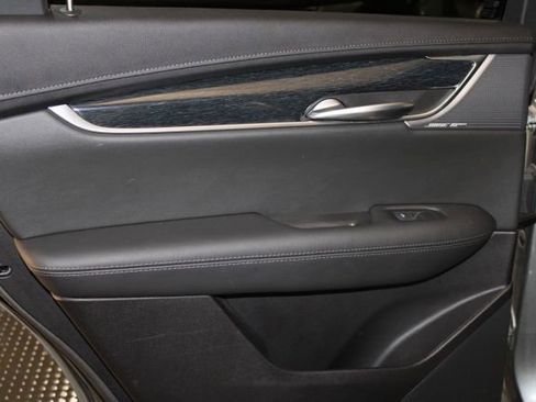 Used 2024 Cadillac XT5 Premium Luxury w/ Technology Package AWD/4WD image 33