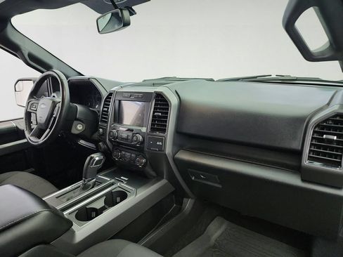 Used 2018 Ford F150 XLT w/ Equipment Group 302A Luxury AWD/4WD image 23