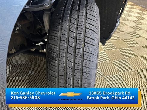 Used 2021 Chevrolet Silverado 1500 LT AWD/4WD image 28