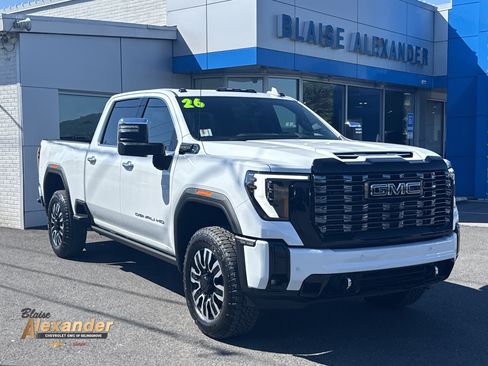 New 2026 GMC Sierra 2500 Denali Ultimate w/ Max Trailering Package AWD/4WD image 1