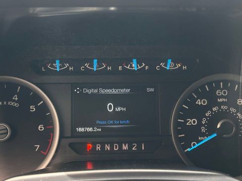 Used 2016 Ford F150 XLT w/ Equipment Group 302A Luxury AWD/4WD image 23