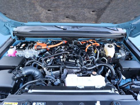 Used 2025 Toyota Land Cruiser image 16