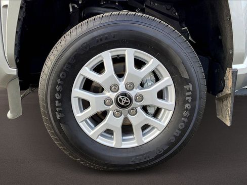 Certified 2024 Toyota Tacoma SR5 image 9