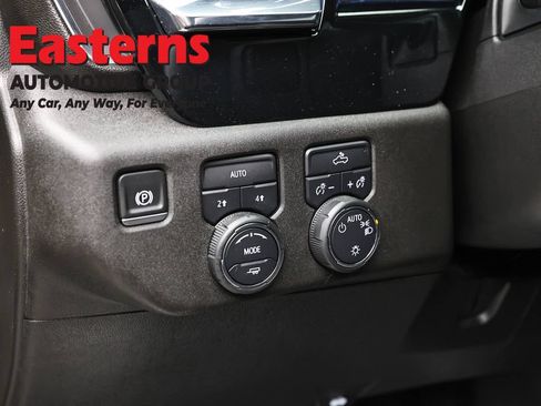Used 2024 Chevrolet Silverado 1500 LT AWD/4WD image 22