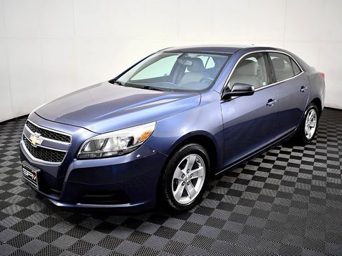 Used 2013 Chevrolet Malibu LS image 43