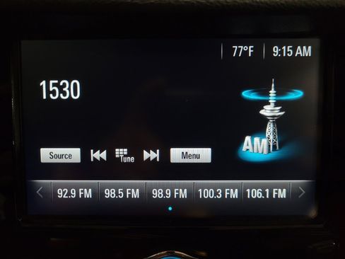 Used 2017 Chevrolet Trax LS AWD/4WD image 25