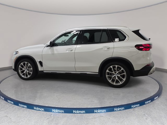 Certified 2024 BMW X5 xDrive40i w/ Premium Package AWD/4WD image 8