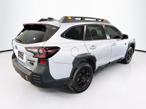 Used 2022 Subaru Outback Wilderness AWD/4WD image 5