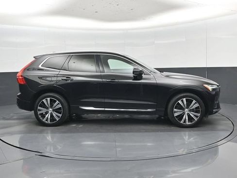 Used 2023 Volvo XC60 B5 Ultimate AWD/4WD image 2