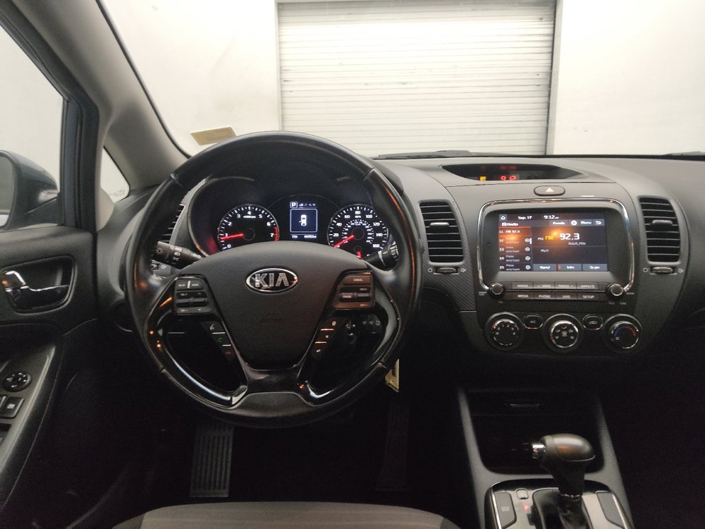 Used 2018 Kia Forte S FWD image 22