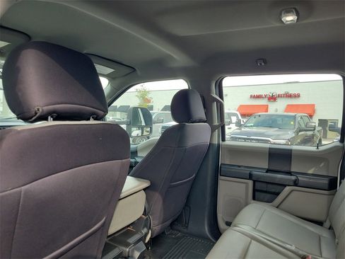 Used 2019 Ford F550 2WD Crew Cab Super Duty w/ Power Equipment Group image 23