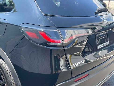Certified 2024 Honda HR-V Sport image 10