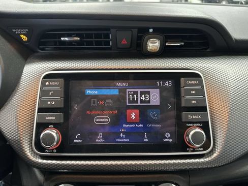 Used 2019 Nissan Kicks SV FWD image 24