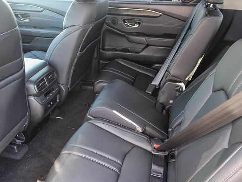 New 2026 Honda Pilot Touring image 21