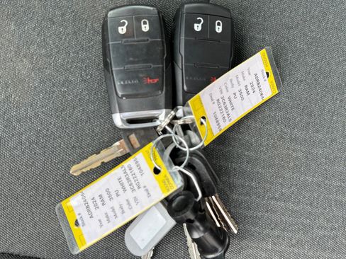 Used 2024 RAM 3500 Tradesman w/ Chrome Appearance Group image 33