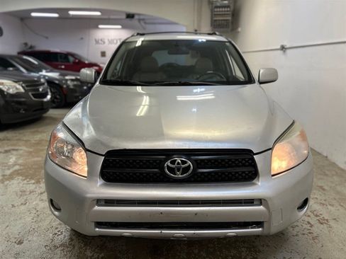Used 2007 Toyota RAV4 Limited image 9