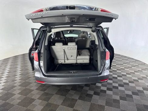 Used 2019 Honda Odyssey Elite image 17