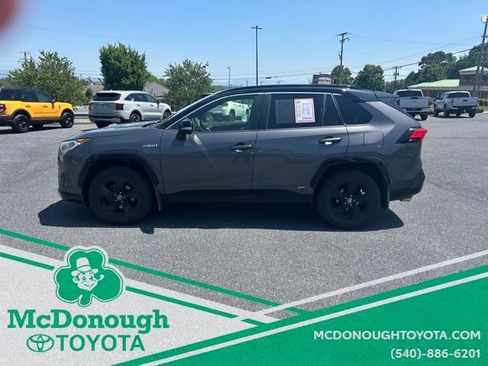 Used 2019 Toyota RAV4 XSE AWD/4WD image 3