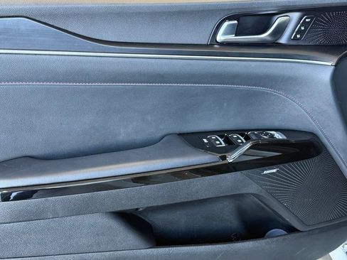 Used 2024 Kia K5 GT w/ GT1 Package image 17