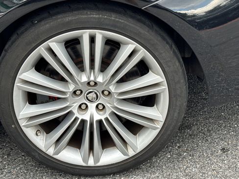 Used 2011 Jaguar XJ Supercharged image 13