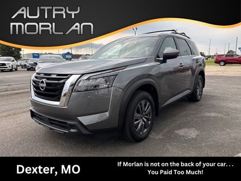 Used 2025 Nissan Pathfinder SV w/ SV Premium Package AWD/4WD image 1