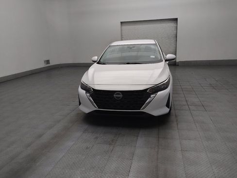 Used 2024 Nissan Sentra SV FWD image 15