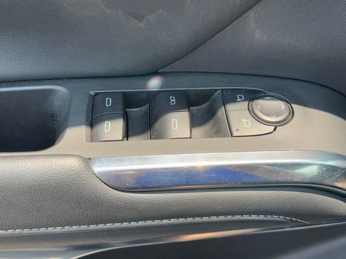 Used 2025 Chevrolet Traverse LT AWD/4WD image 26