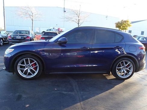 Used 2018 Alfa Romeo Stelvio Ti Sport image 5