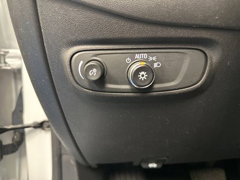 Certified 2024 Chevrolet Equinox LT image 26