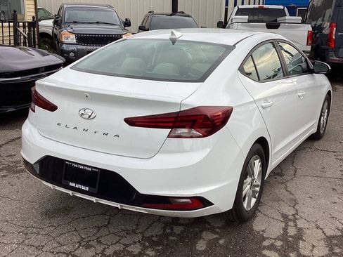 Used 2019 Hyundai Elantra SEL FWD image 10