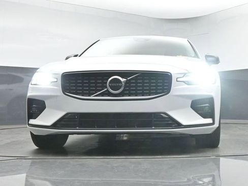 Used 2023 Volvo S60 B5 Core w/ Climate Package FWD image 16