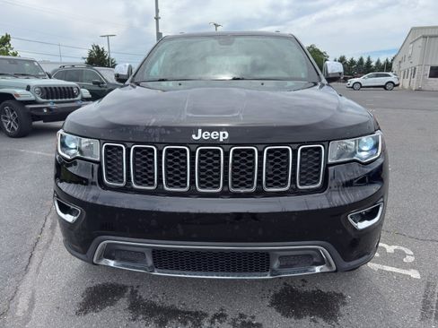 Used 2021 Jeep Grand Cherokee Limited AWD/4WD image 2