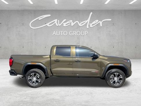 Used 2025 GMC Canyon AT4 w/ AT4 Premium Package AWD/4WD image 21