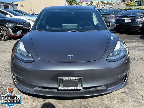 Used 2018 Tesla Model 3 Long Range image 2